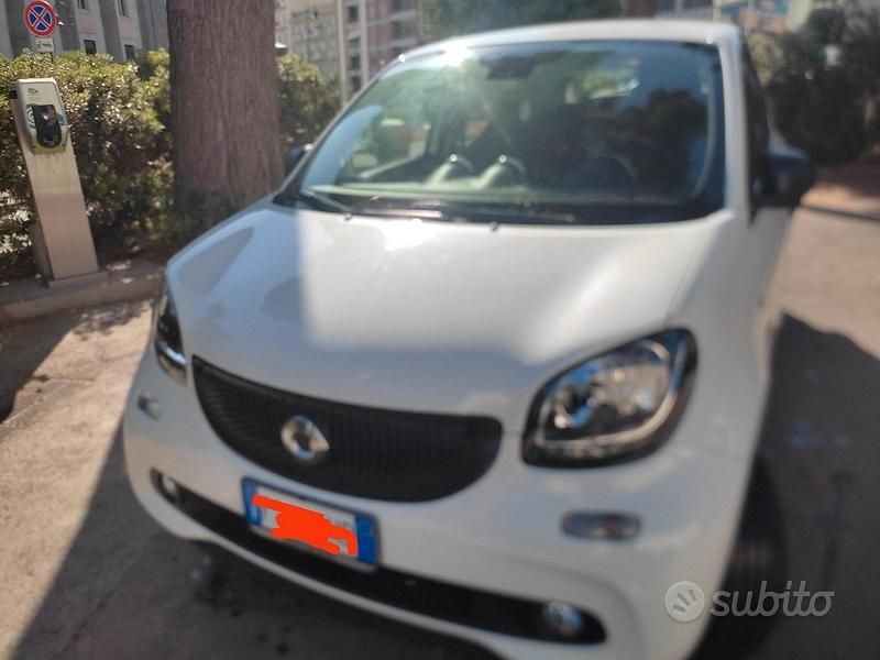 Usata Smart ForFour Passion 2018 Bianco Utilitaria