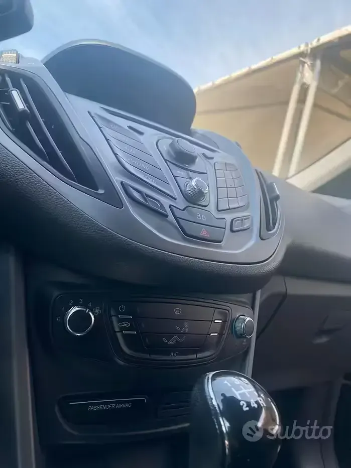 Usata Ford B-MAX Titanium 100 CV (73 kW) 2014 Nero Monovolume