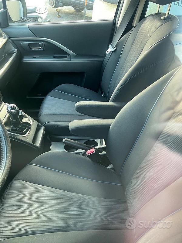 Usata Mazda 5 115 CV (84 kW) 2012 Grigio Monovolume