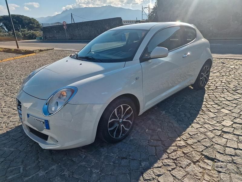 Usata Alfa Romeo MiTo Distinctive 120 CV (88 kW) 2010 Bianco Utilitaria