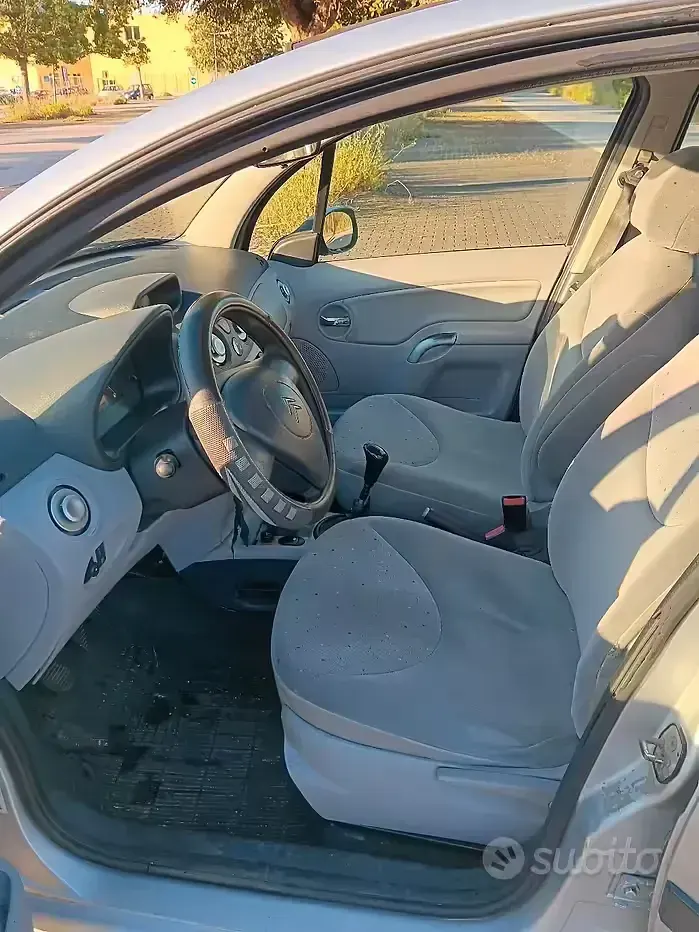 Usata Citroën C3 68 CV (50 kW) 2005 Grigio Berlina