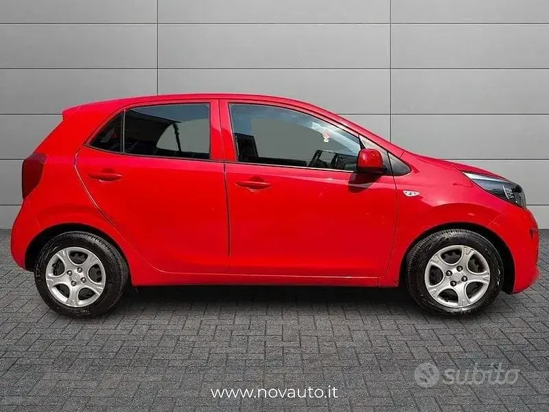 Usata Kia Picanto Urban 67 CV (49 kW) 2020 Rosso Utilitaria