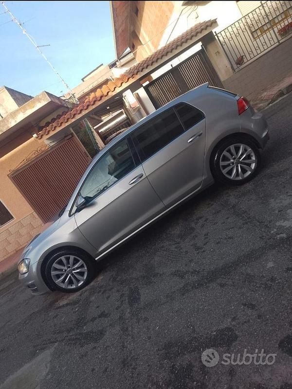 Second-hand VW Golf VII 105 CP (77 kW) 2015 Gri Berlinǎ