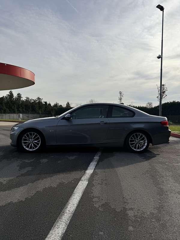 Usata BMW 320 Comfort Edition 170 CV (125 kW) 2008 Coupé