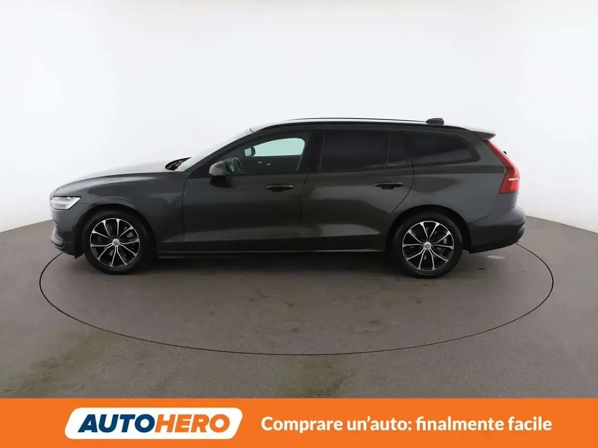 Usata Volvo V60 Business Edition 197 CV (144 kW) 2021 Grigio Station wagon