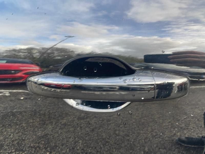 Usata Renault Captur Techno 91 CV (66 kW) 2024 Grigio SUV