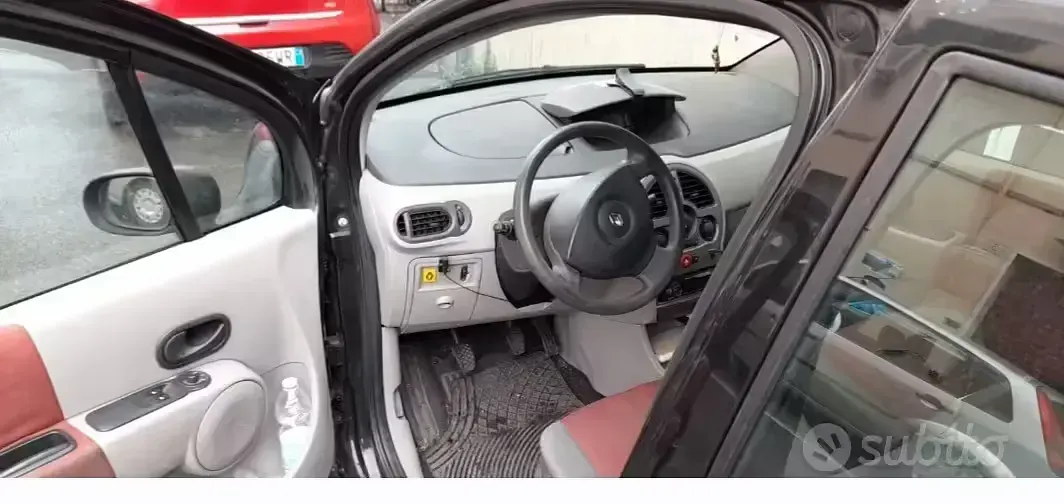 Usata Renault Modus 2005 Monovolume