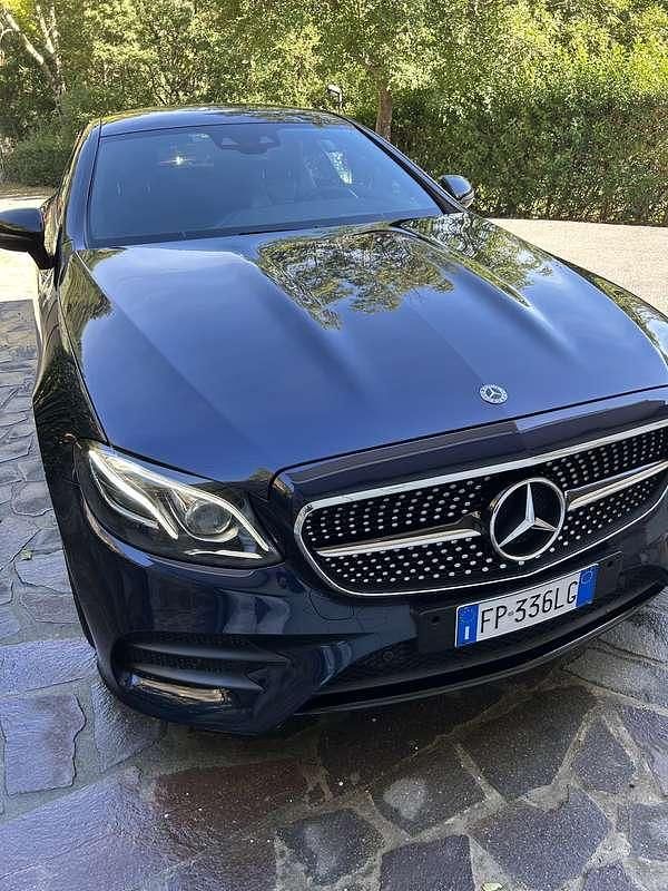 Blu/azzurro Usata 2018 Mercedes E350 Premium Plus Coupé | 36.000 € (Cara) - Immagine 1/4