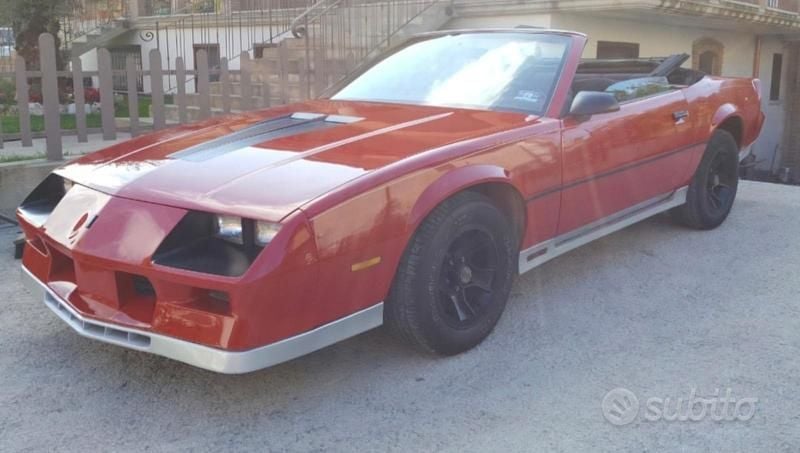 Usata Chevrolet Camaro Sport 1984 Rosso Cabrio