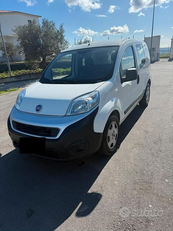 Usata Fiat Fiorino 95 CV (69 kW) 2021 Monovolume