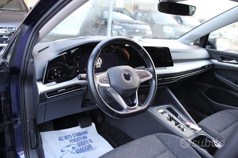 Usata VW Golf VII Life 2021 Blu Utilitaria
