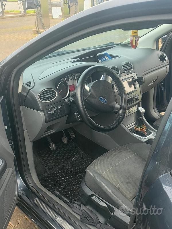 Usata Ford Focus Style 136 CV (100 kW) 2010 Nero Station wagon