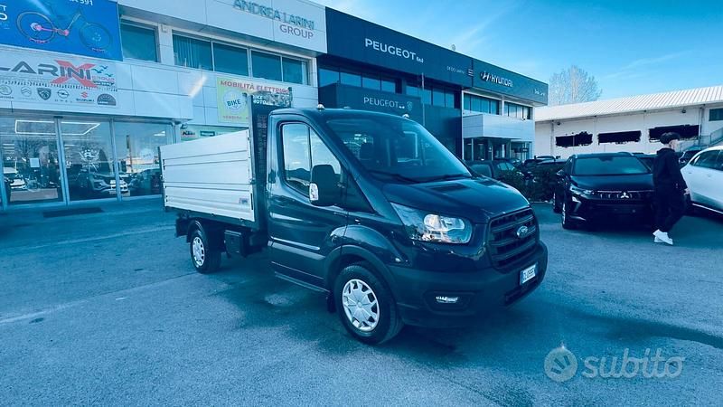 Usata Ford Transit Trend 131 CV (96 kW) 2023 Blu Utilitaria