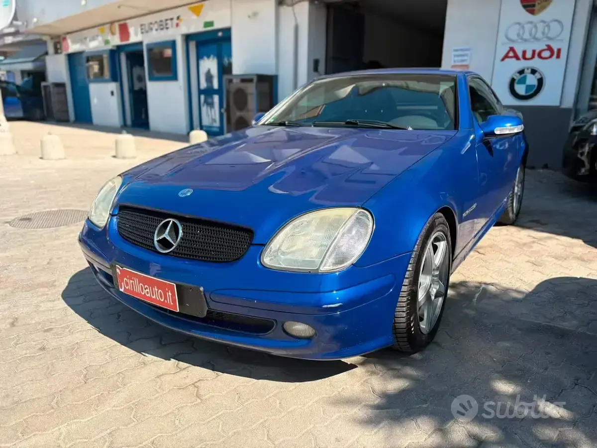 Usata Mercedes SLK200 197 CV (144 kW) 2000 Bluazzurro Cabrio