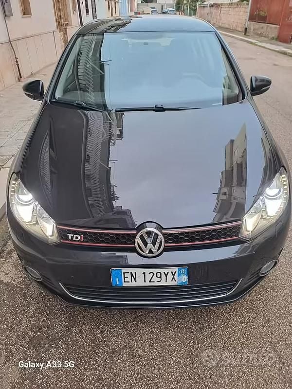 Usata VW Golf VII 105 CV (77 kW) 2012 Berlina