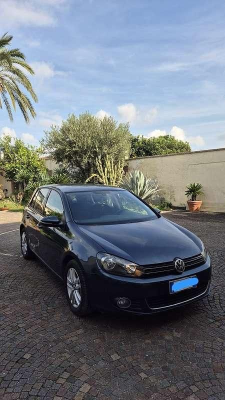 Usata VW Golf VI 105 CV (77 kW) 2010 Utilitaria
