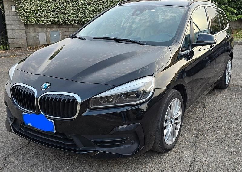 Usata BMW 218 150 CV (110 kW) 2022 Nero Station wagon