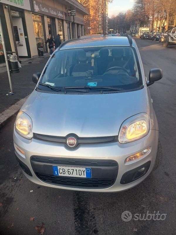 Usata Fiat Panda Lounge 69 CV (50 kW) 2020 Grigio Utilitaria