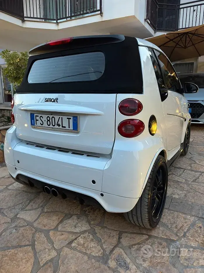 Usata Smart ForTwo Cabrio Brabus 102 CV (75 kW) 2014 Bianco Cabrio