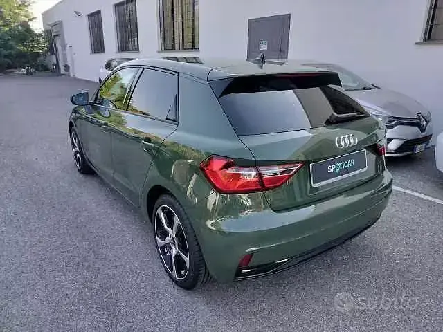 Usata Audi A1 Admired 95 CV (69 kW) 2025 Verde SUV