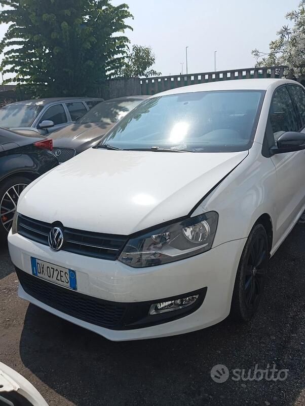 Usata VW Polo 75 CV (55 kW) 2009 Bianco Utilitaria