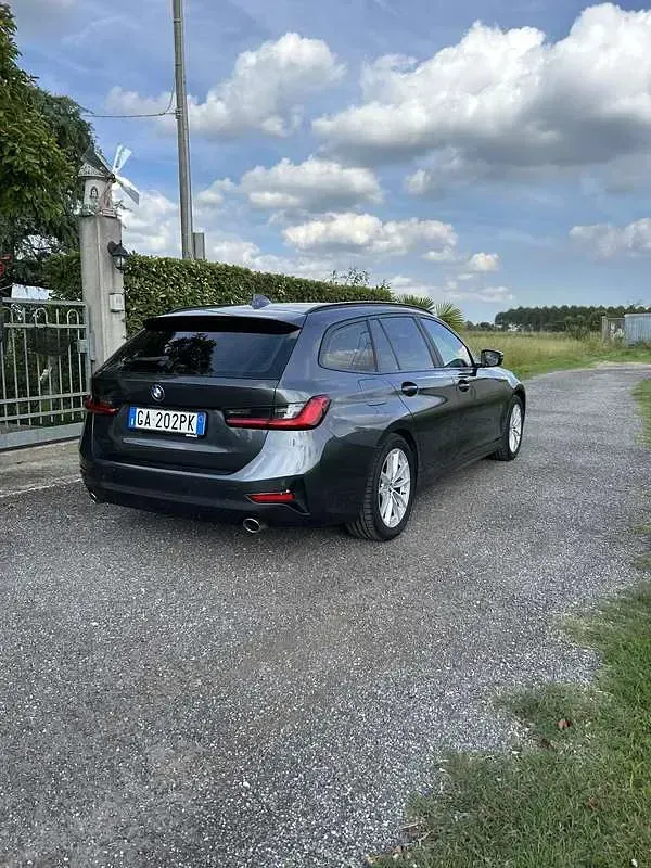 Usata BMW 318 Advantage 150 CV (110 kW) 2020 Station wagon