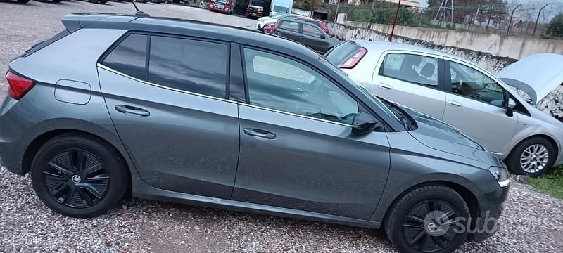 Usata Skoda Fabia Style 116 CV (85 kW) 2024 Grigio Utilitaria