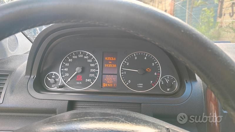 Usata Mercedes A200 95 CV (69 kW) 2006 Grigio Berlina