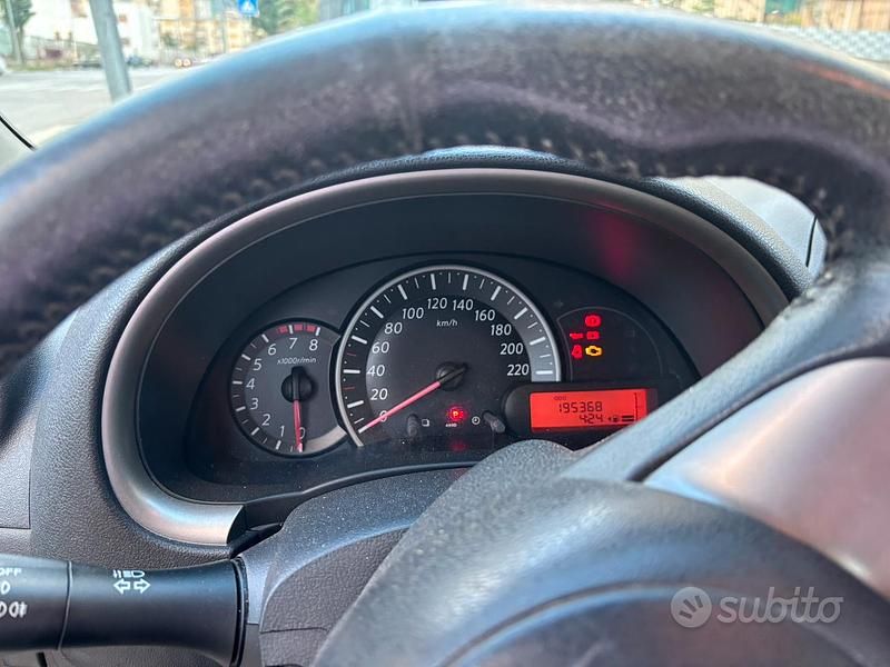 Usata Nissan Micra 54 CV (39 kW) 2012 Bianco Utilitaria