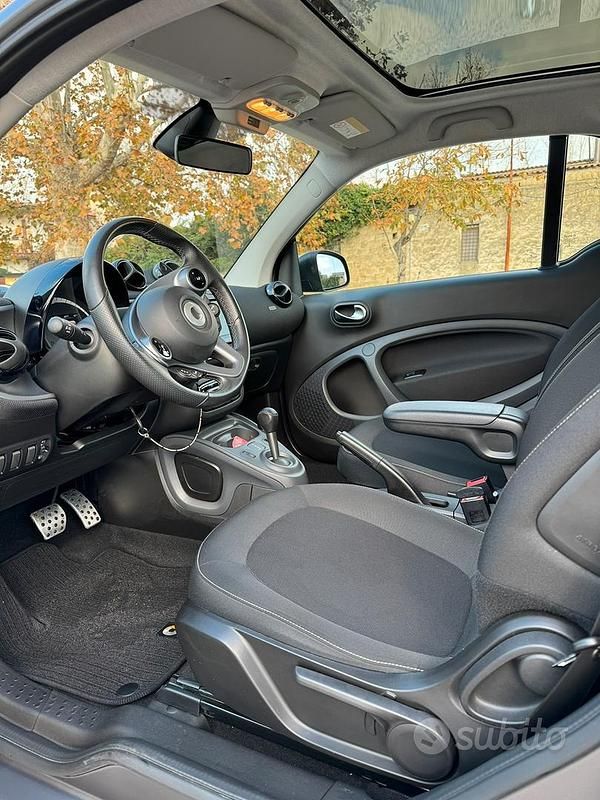 Usata Smart ForTwo Coupé Passion 90 CV (66 kW) 2020 Grigio Coupé