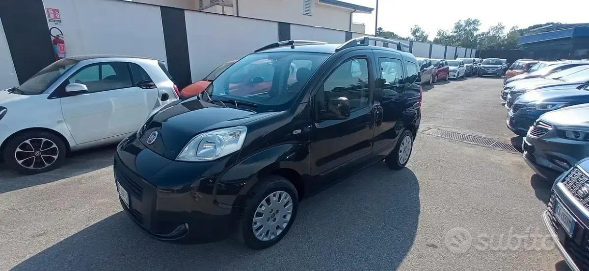 Usata Fiat Qubo Trekking 70 CV (51 kW) 2013 Grigio Monovolume