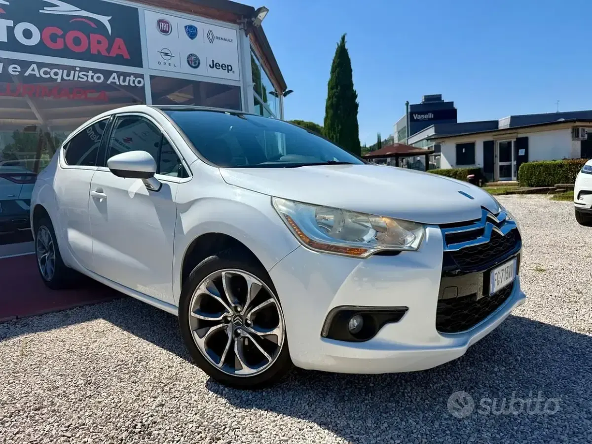 Usata DS Automobiles DS4 Chic 111 CV (81 kW) 2011 Bianco Berlina