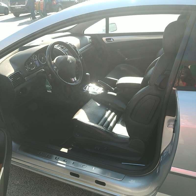 Käytetty Peugeot 407 Coupe 211 HP (155 kW) 2008 Hopea Coupe - kaksiovinen
