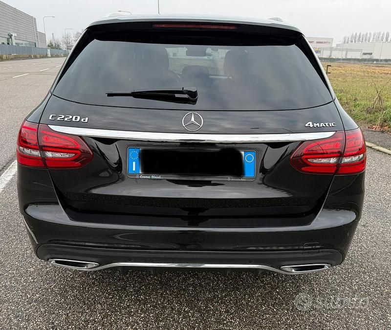 Usata Mercedes C220 Premium 194 CV (142 kW) 2020 Nero Station wagon