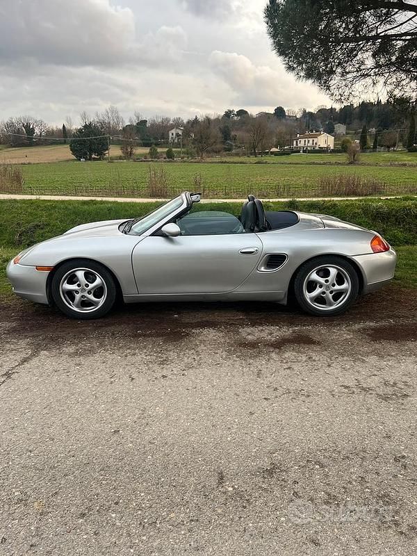 Usata Porsche Boxster 204 CV (150 kW) 1998 Grigio Cabrio