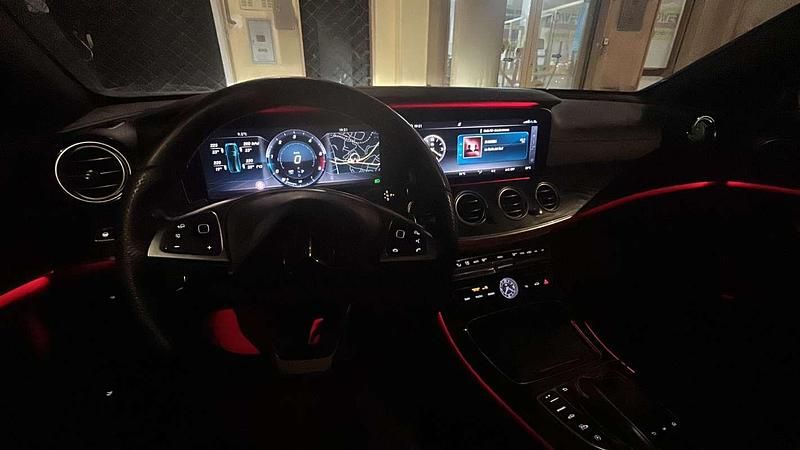 Usata Mercedes E350 Premium 258 CV (189 kW) 2017 Bianco Station wagon