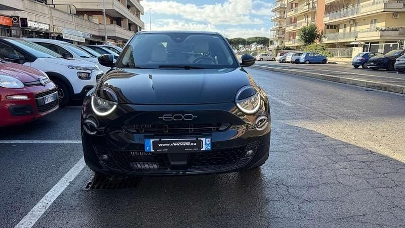 Usata Fiat 600 La Prima 101 CV (74 kW) 2025 Nero SUV