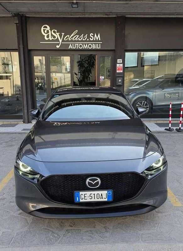 Usata Mazda 3 Exclusive 186 CV (136 kW) 2021 Grigio met. Berlina