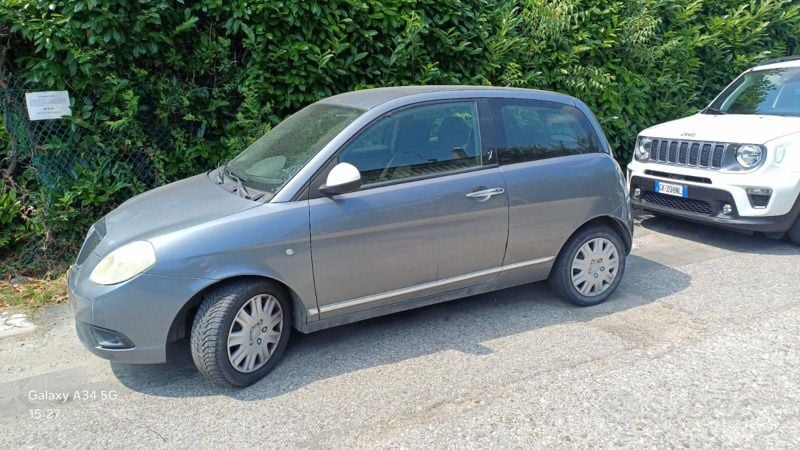 Usata 2007 Lancia Ypsilon Due volumi | 800 € (Super prezzo) - Immagine 1/4