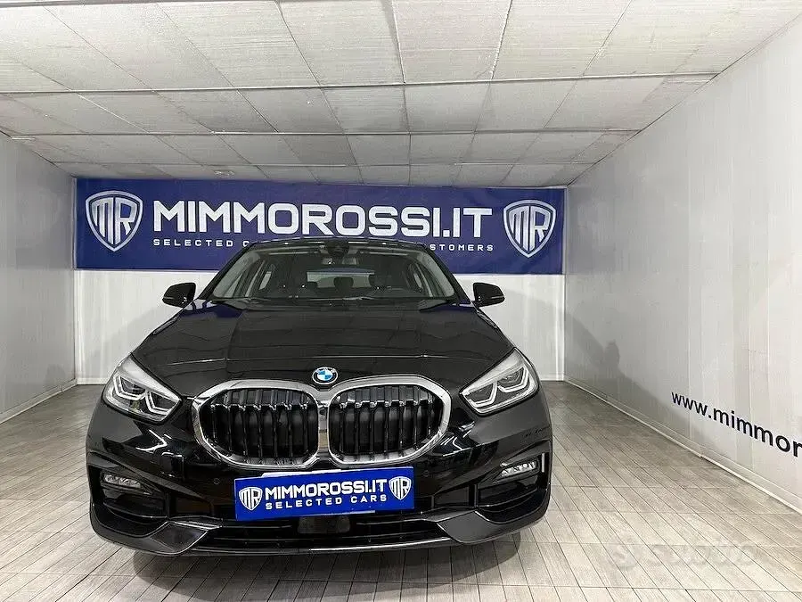Usata BMW 120 Sport Line 190 CV (139 kW) 2020 Nero Utilitaria