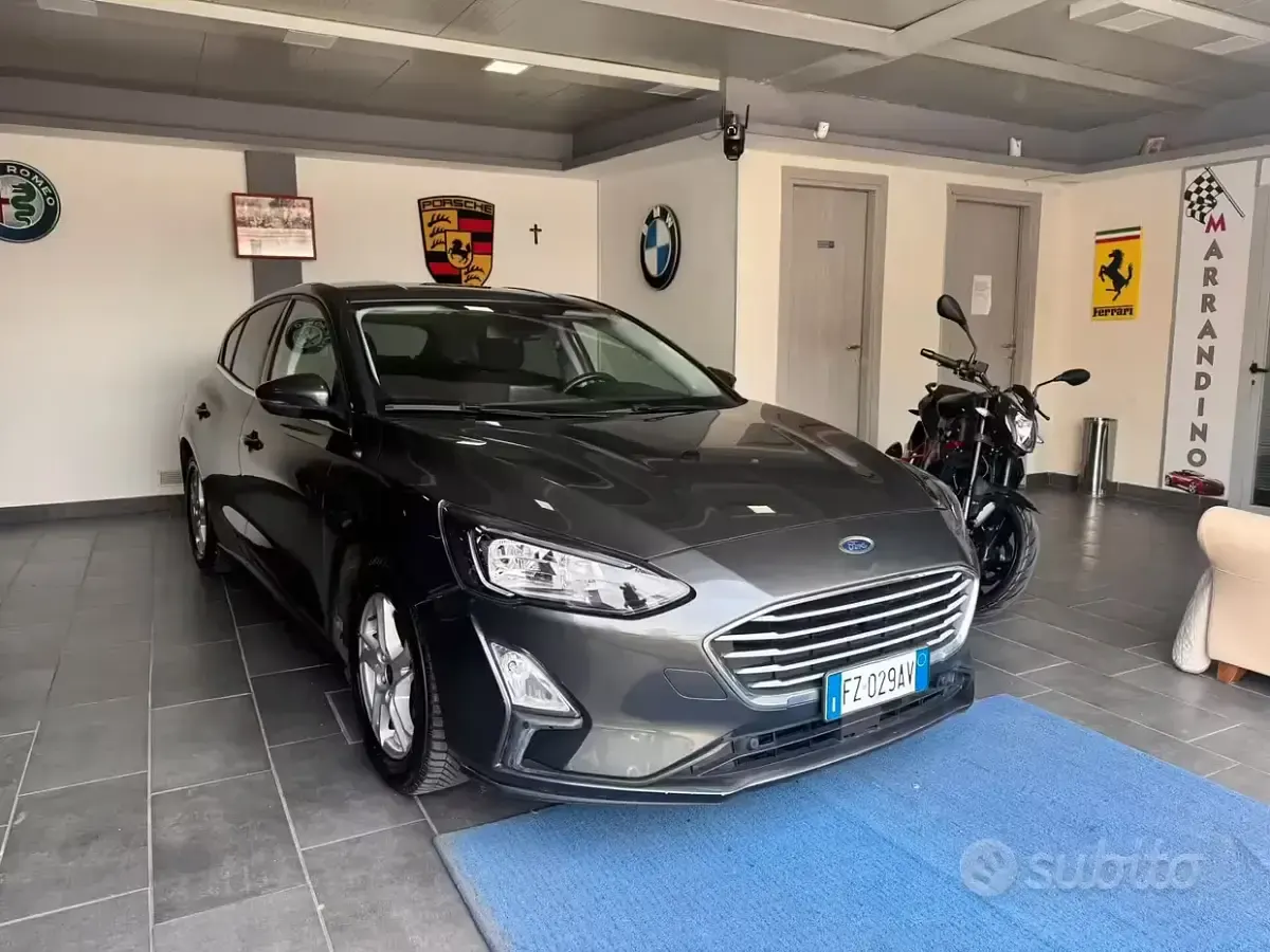 Brugt Ford Focus ST-Line 120 HK (88 kW) 2019 Grå Sedan