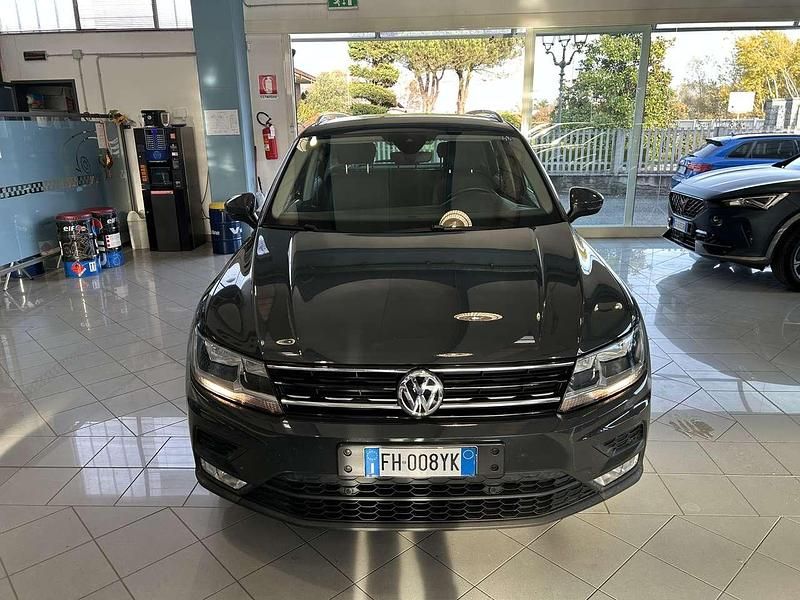 Usata VW Tiguan Business 116 CV (85 kW) 2017 Grigio SUV