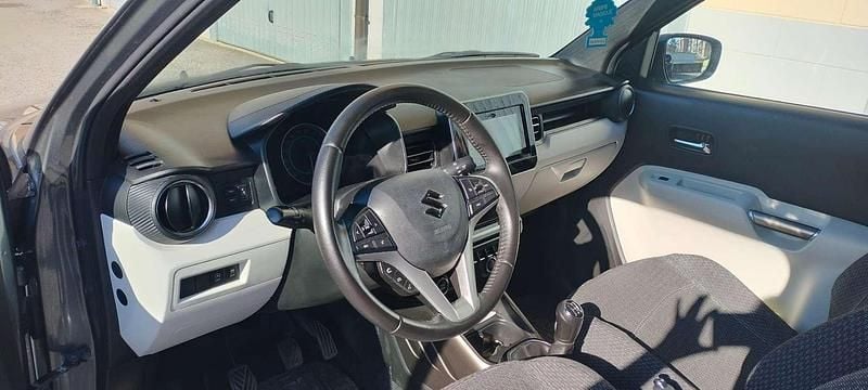 Usata Suzuki Ignis 90 CV (66 kW) 2019 Grigio SUV