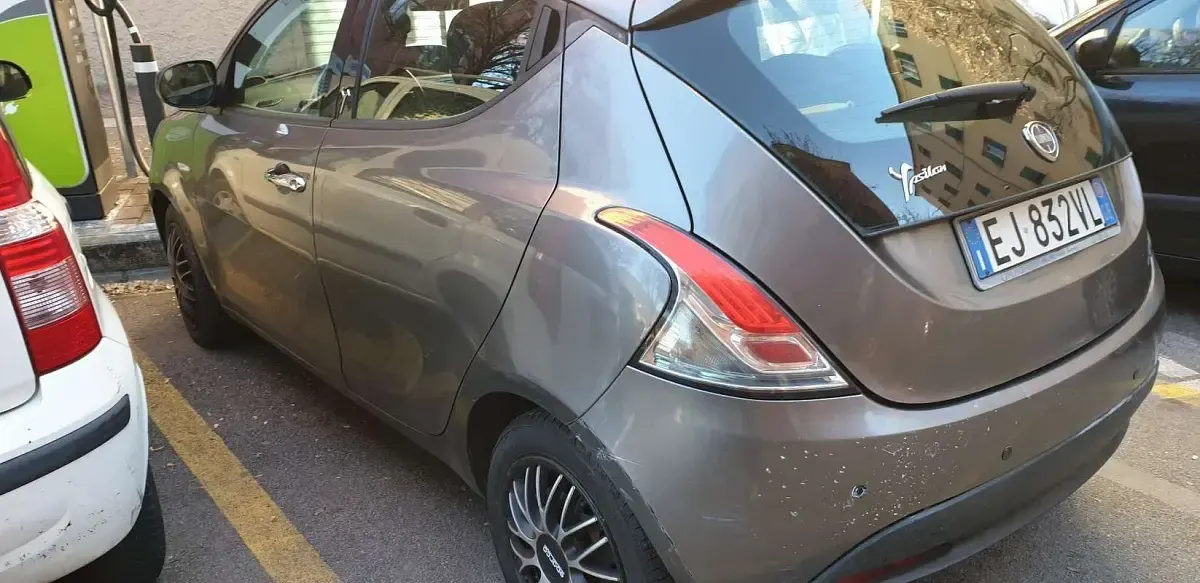 Usata Lancia Ypsilon S 86 CV (63 kW) 2011 Utilitaria