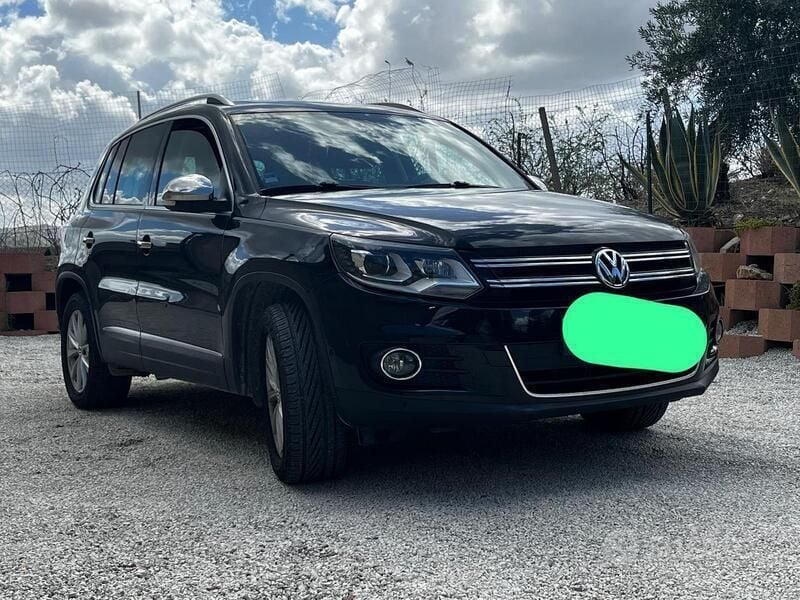 Usata VW Tiguan 140 CV (102 kW) 2012 Nero SUV