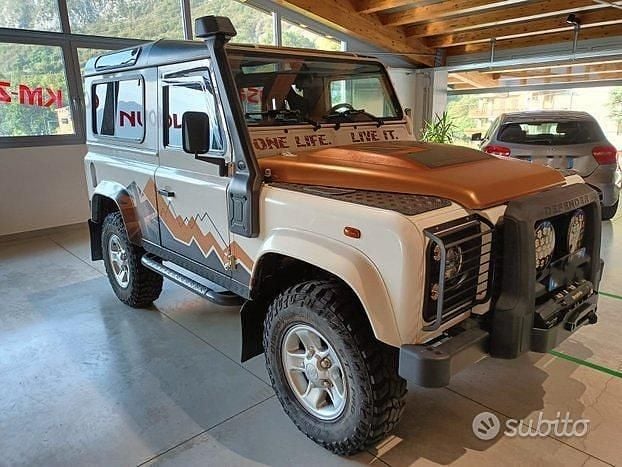 Usata Land Rover Defender 123 CV (90 kW) 2007 Bianco Berlina