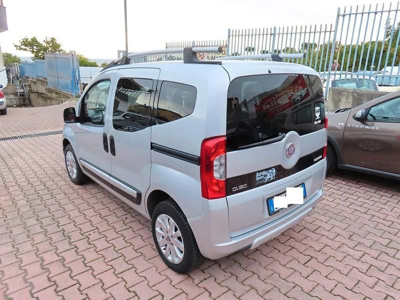 Usata Fiat Qubo Trekking 95 CV (69 kW) 2012 Grigio Monovolume
