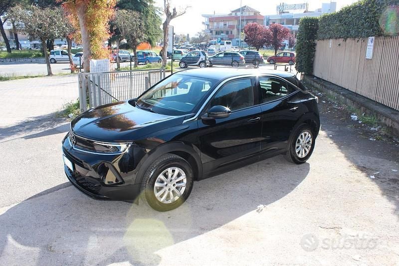 Usata Opel Mokka Edition 101 CV (74 kW) 2021 Nero SUV