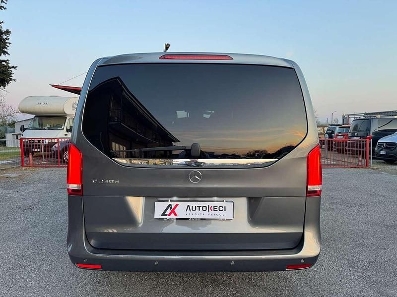 Usata Mercedes V250 Avantgarde 190 CV (139 kW) 2021 Other Monovolume