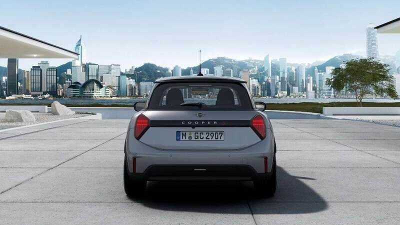 Nuova Mini Cooper S Essential 204 CV (150 kW) 2025 Grigio / metallizzato Utilitaria